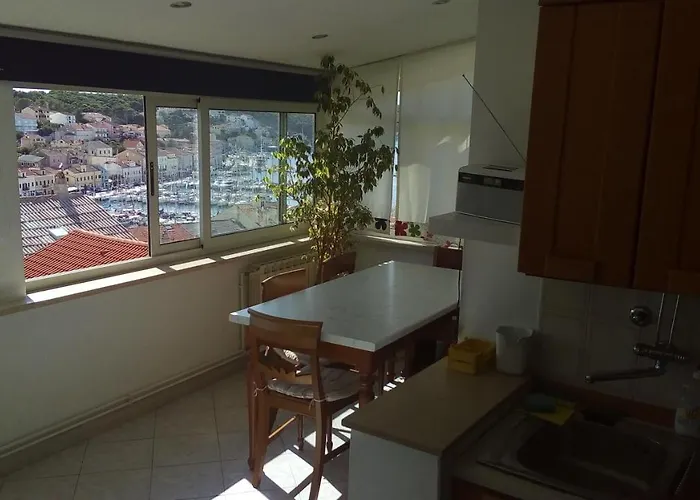 Emma شقة مالي لوشينغْ